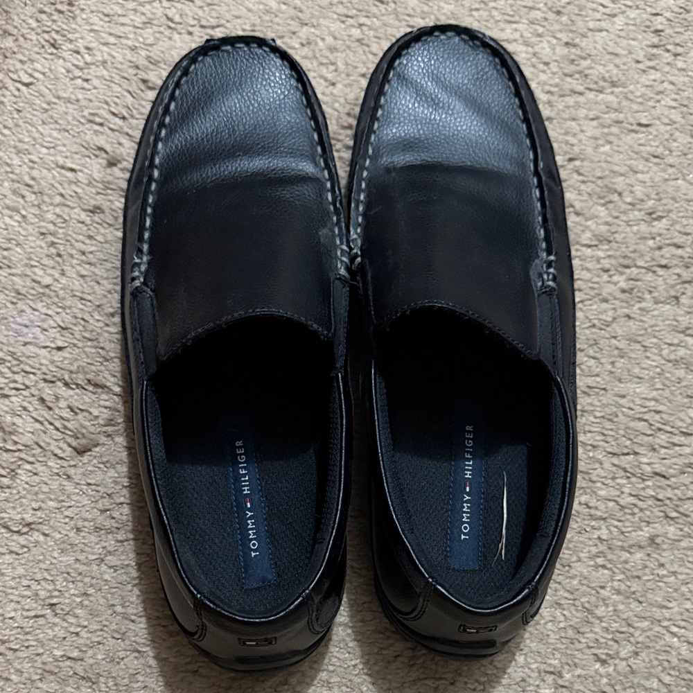 Tommy Hilfiger Classic Black Leather Loafers